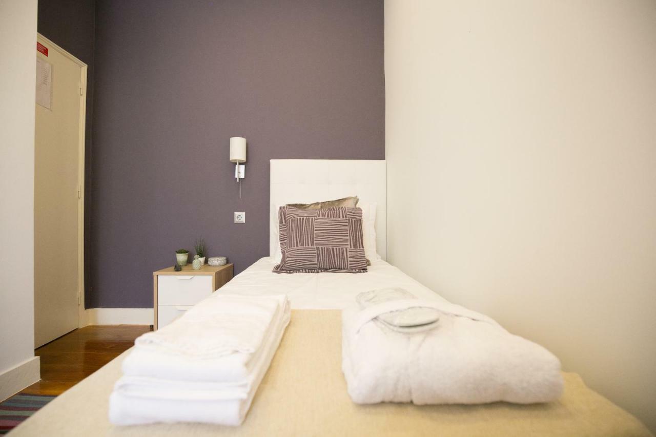Rua Luciano Cordeiro Bhuiyan Family Host Apartment Lisboa Ngoại thất bức ảnh
