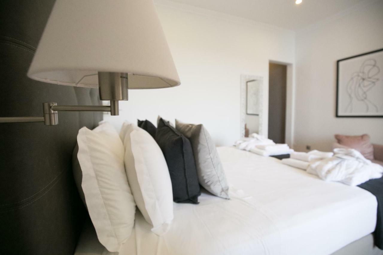Rua Luciano Cordeiro Bhuiyan Family Host Apartment Lisboa Ngoại thất bức ảnh